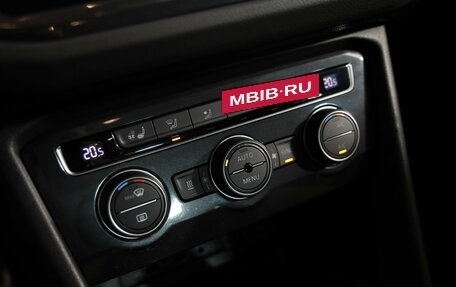 Volkswagen Tiguan II, 2019 год, 1 875 000 рублей, 18 фотография