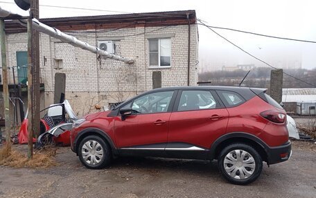 Renault Kaptur I рестайлинг, 2021 год, 1 250 000 рублей, 3 фотография