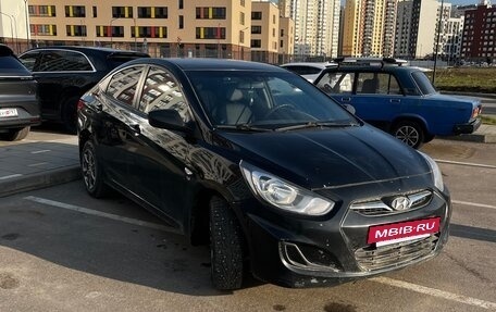 Hyundai Solaris II рестайлинг, 2011 год, 690 000 рублей, 2 фотография