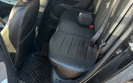 Hyundai Solaris II рестайлинг, 2011 год, 690 000 рублей, 11 фотография