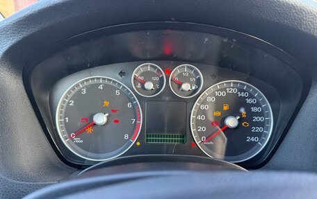 Ford Focus II рестайлинг, 2006 год, 550 000 рублей, 9 фотография