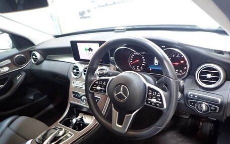 Mercedes-Benz C-Класс, 2019 год, 1 590 000 рублей, 8 фотография