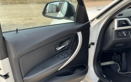 BMW 3 серия, 2015 год, 2 450 000 рублей, 15 фотография