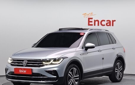 Volkswagen Tiguan II, 2022 год, 3 545 000 рублей, 1 фотография