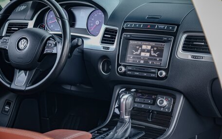 Volkswagen Touareg III, 2016 год, 3 575 000 рублей, 14 фотография