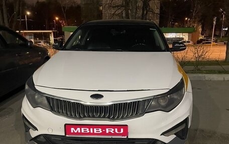 KIA Optima IV, 2019 год, 1 000 000 рублей, 1 фотография