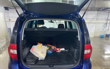 Skoda Yeti I рестайлинг, 2017 год, 1 400 000 рублей, 14 фотография