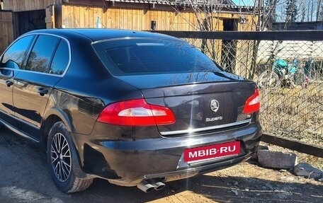 Skoda Superb III рестайлинг, 2012 год, 930 000 рублей, 4 фотография