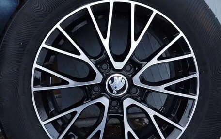 Skoda Superb III рестайлинг, 2012 год, 930 000 рублей, 16 фотография