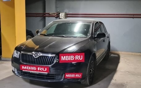 Skoda Superb III рестайлинг, 2012 год, 930 000 рублей, 5 фотография