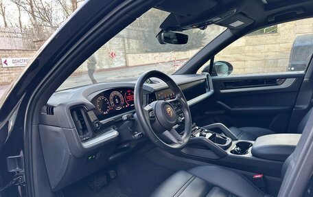 Porsche Cayenne III, 2024 год, 17 000 000 рублей, 7 фотография