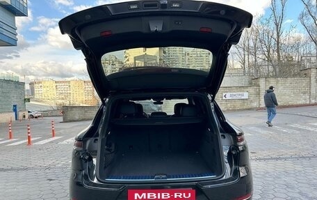 Porsche Cayenne III, 2024 год, 17 000 000 рублей, 4 фотография