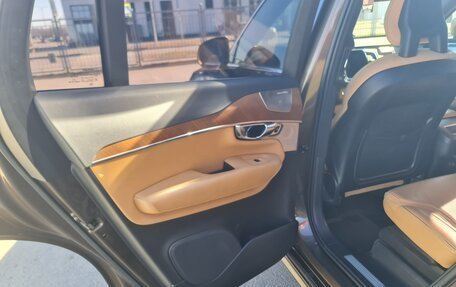 Volvo XC90 II рестайлинг, 2018 год, 4 000 000 рублей, 2 фотография