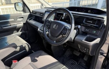 Honda Stepwgn IV, 2021 год, 2 100 000 рублей, 11 фотография