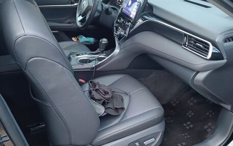 Toyota Camry, 2023 год, 3 187 000 рублей, 5 фотография