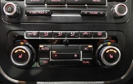 Volkswagen Jetta VI, 2010 год, 780 000 рублей, 14 фотография