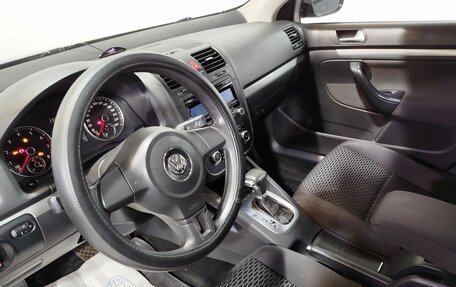 Volkswagen Jetta VI, 2010 год, 780 000 рублей, 16 фотография