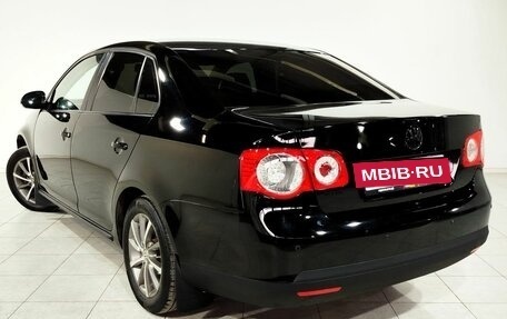 Volkswagen Jetta VI, 2010 год, 780 000 рублей, 6 фотография