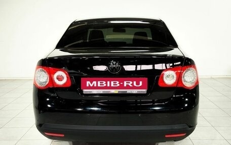 Volkswagen Jetta VI, 2010 год, 780 000 рублей, 5 фотография