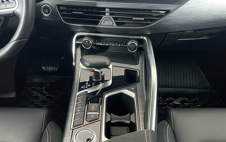 Geely Tugella FY11, 2021 год, 2 599 000 рублей, 15 фотография