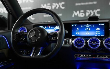 Mercedes-Benz GLB, 2024 год, 6 570 000 рублей, 13 фотография