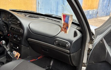 Chevrolet Niva I рестайлинг, 2011 год, 420 000 рублей, 4 фотография