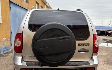 Chevrolet Niva I рестайлинг, 2011 год, 420 000 рублей, 3 фотография