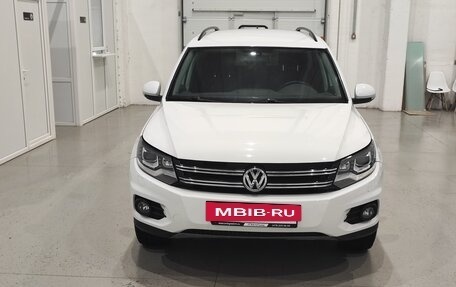 Volkswagen Tiguan I, 2015 год, 1 600 000 рублей, 2 фотография