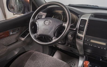 Toyota Land Cruiser Prado 120 рестайлинг, 2008 год, 2 629 000 рублей, 10 фотография