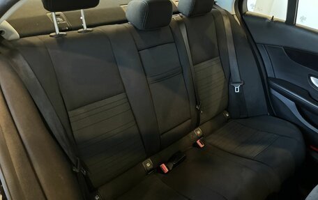 Mercedes-Benz C-Класс, 2019 год, 2 992 000 рублей, 31 фотография