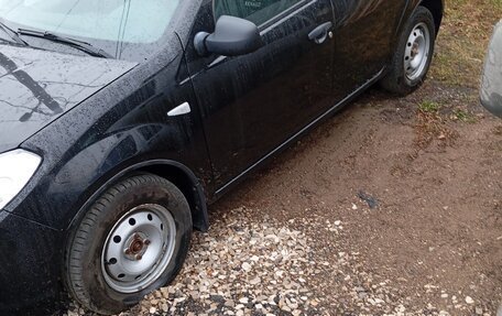 Renault Sandero I, 2013 год, 452 000 рублей, 2 фотография