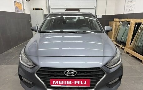 Hyundai Solaris II рестайлинг, 2018 год, 1 350 000 рублей, 2 фотография