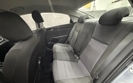 Hyundai Solaris II рестайлинг, 2018 год, 1 350 000 рублей, 12 фотография