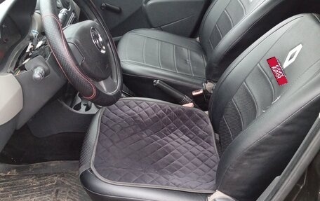 Renault Sandero I, 2013 год, 452 000 рублей, 3 фотография