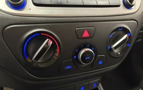 Hyundai Solaris II рестайлинг, 2018 год, 1 350 000 рублей, 14 фотография