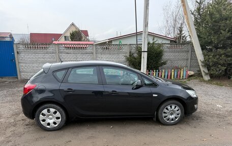 Opel Astra J, 2011 год, 620 000 рублей, 9 фотография