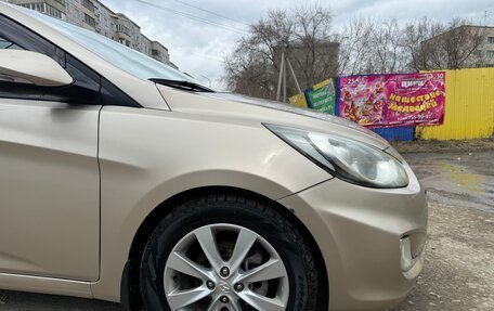 Hyundai Solaris II рестайлинг, 2011 год, 750 000 рублей, 7 фотография