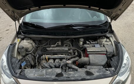 Hyundai Solaris II рестайлинг, 2011 год, 750 000 рублей, 15 фотография