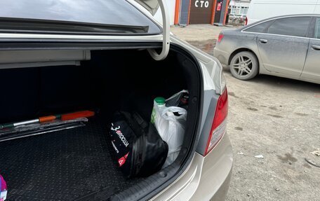 Hyundai Solaris II рестайлинг, 2011 год, 750 000 рублей, 17 фотография