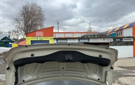 Hyundai Solaris II рестайлинг, 2011 год, 750 000 рублей, 18 фотография