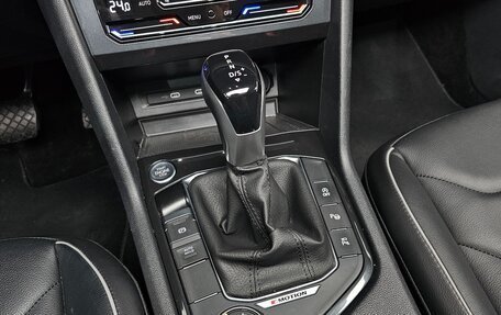 Volkswagen Tiguan II, 2022 год, 3 545 000 рублей, 10 фотография