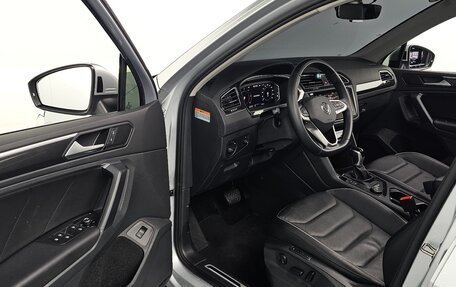 Volkswagen Tiguan II, 2022 год, 3 545 000 рублей, 13 фотография