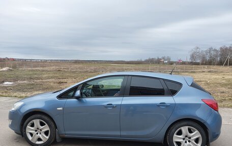 Opel Astra J, 2010 год, 620 000 рублей, 4 фотография