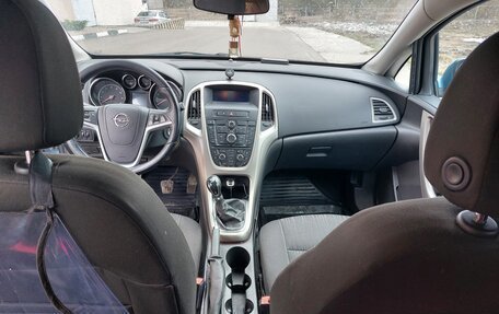 Opel Astra J, 2010 год, 620 000 рублей, 12 фотография