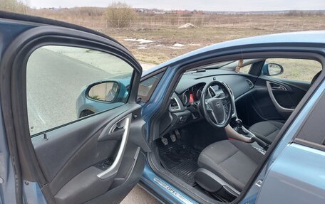 Opel Astra J, 2010 год, 620 000 рублей, 5 фотография