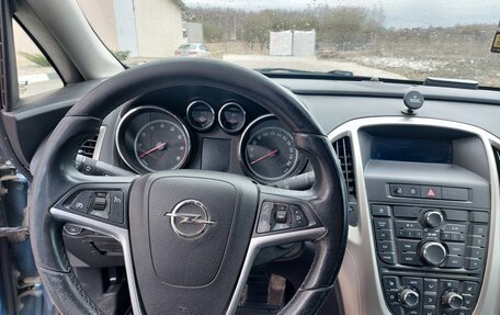 Opel Astra J, 2010 год, 620 000 рублей, 11 фотография