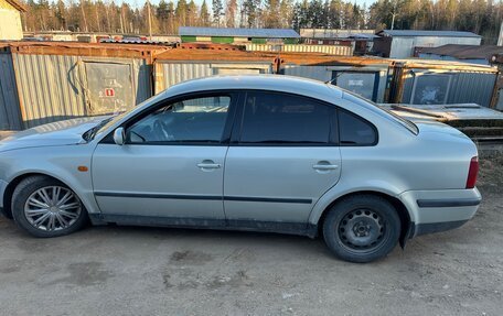 Volkswagen Passat B5+ рестайлинг, 1997 год, 249 000 рублей, 4 фотография