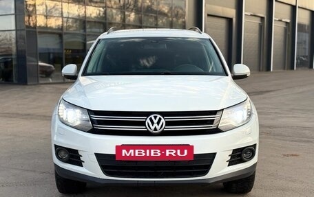 Volkswagen Tiguan I, 2015 год, 1 560 000 рублей, 2 фотография