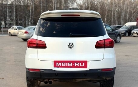 Volkswagen Tiguan I, 2015 год, 1 560 000 рублей, 5 фотография