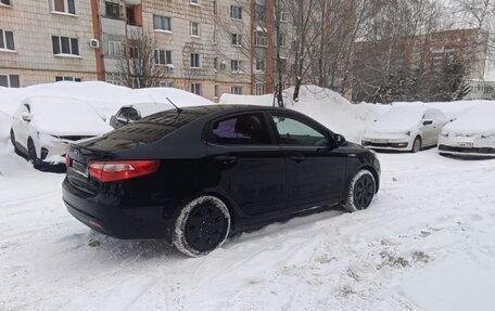 KIA Rio III рестайлинг, 2013 год, 950 000 рублей, 4 фотография